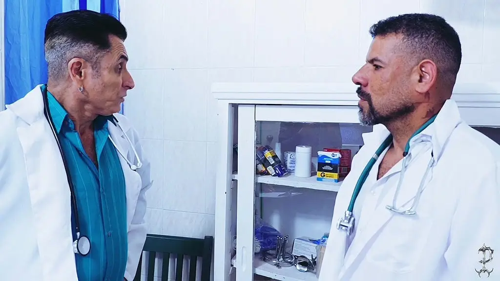 sexo e chantagem no consultorio do hospital! consultorio profanus 4 - o filme (completo)