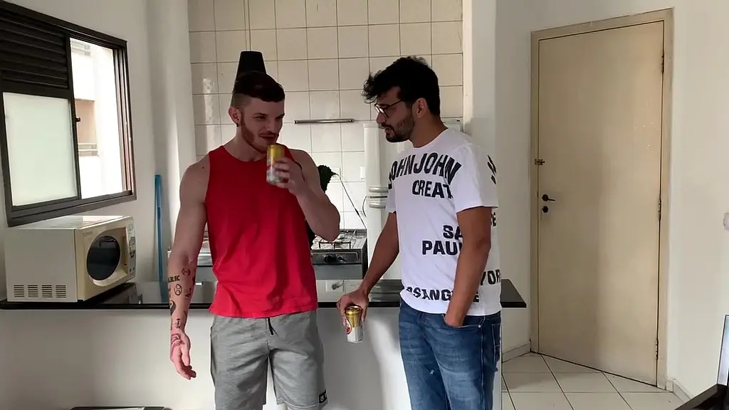 minha mulher viajou, meu amigo me chamou pra ir na casa dele e ele me deu o cuzinho dele - marcos goiano