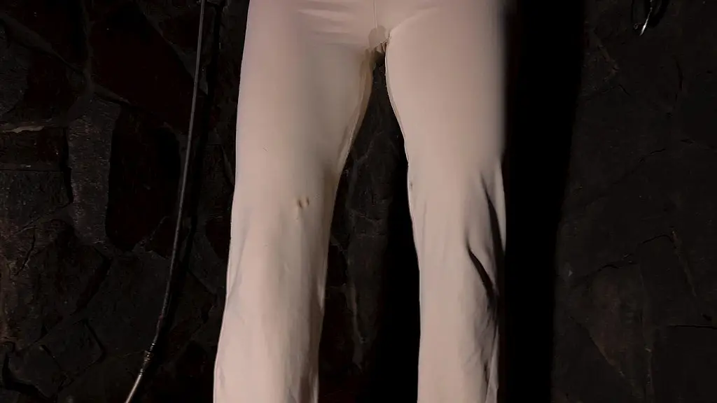i pee standing up in my pants