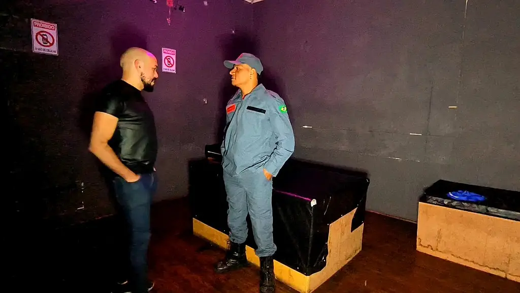 o bombeiro da balada apagou meu fogo