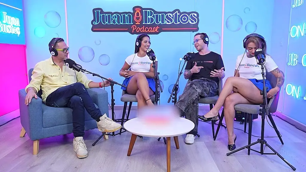 ffm: threesome gets horny on set and destroys sarita s pussy with a sex drill until she cums and screams!