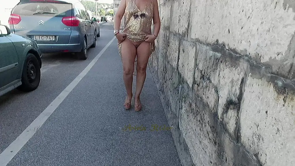 ariela rider public budapest