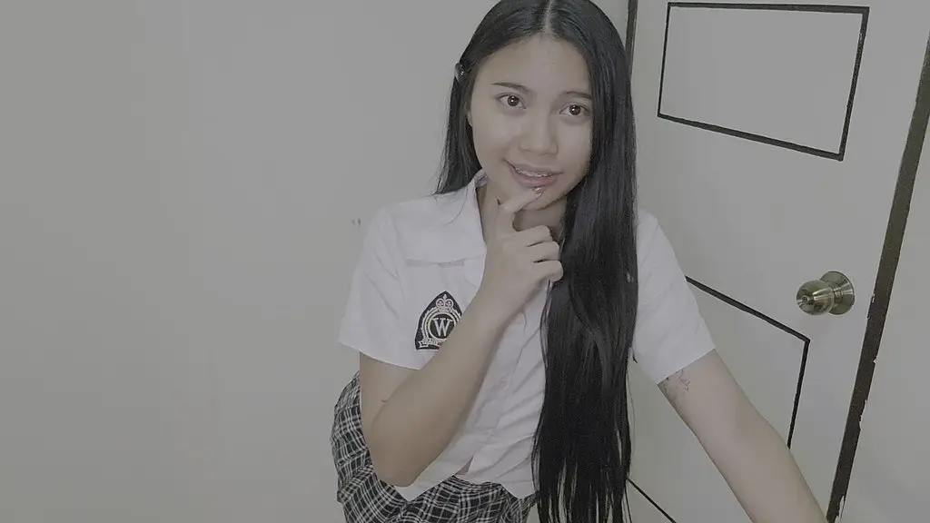 barely legal try her first cum
