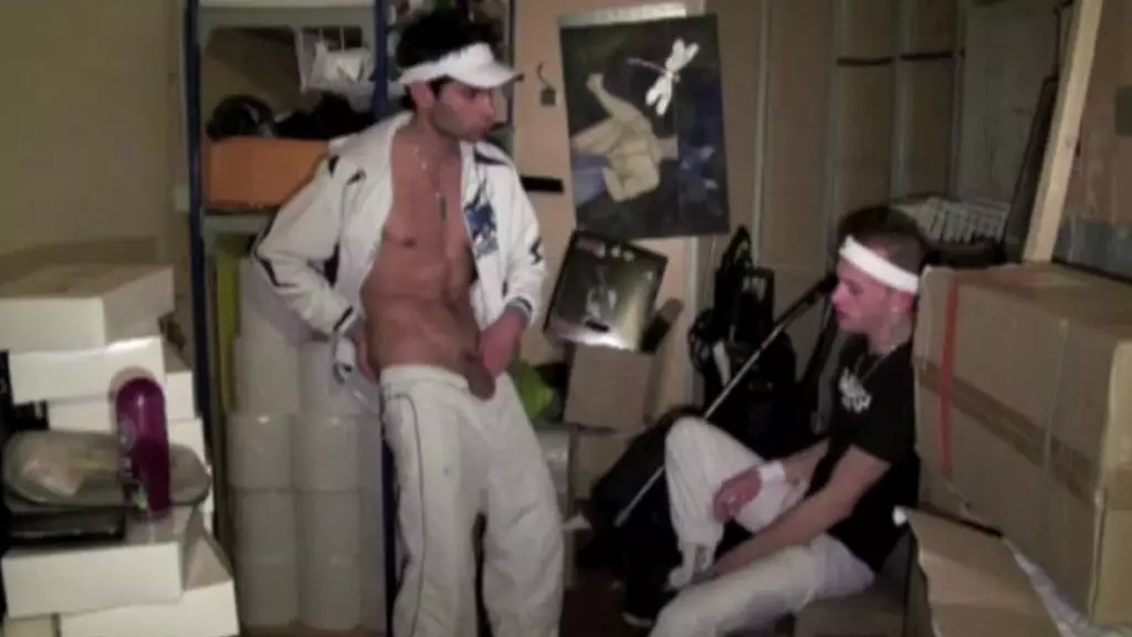 Грег трахается с большим членом Мэтта