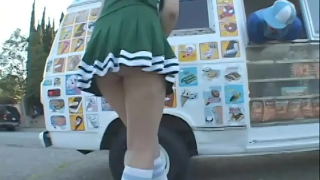 courtney james gets banged by the ice cream man