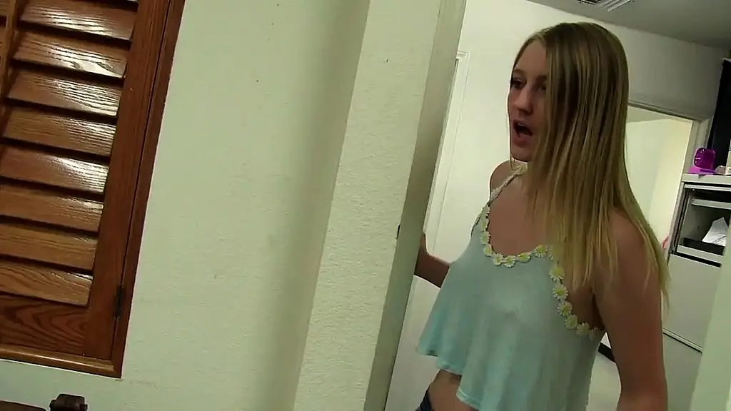 summer carter deepthroats moe johnson s massive bbc