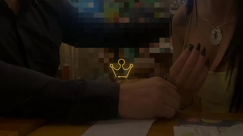 fodeu minha buceta na frente do corno e me fez engasgar - macho pauzudo, arromba minha buceta, humilha o corno e faz ele gravar e ficar so na punheta