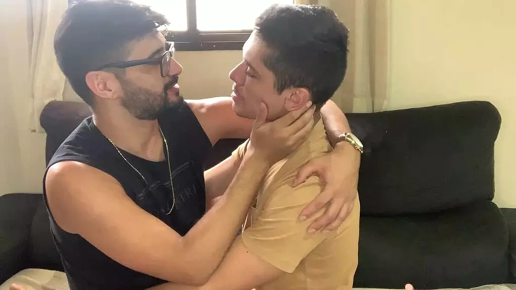 Маркос Гояно - секс без презерватива сексуальный хардкор инверсия