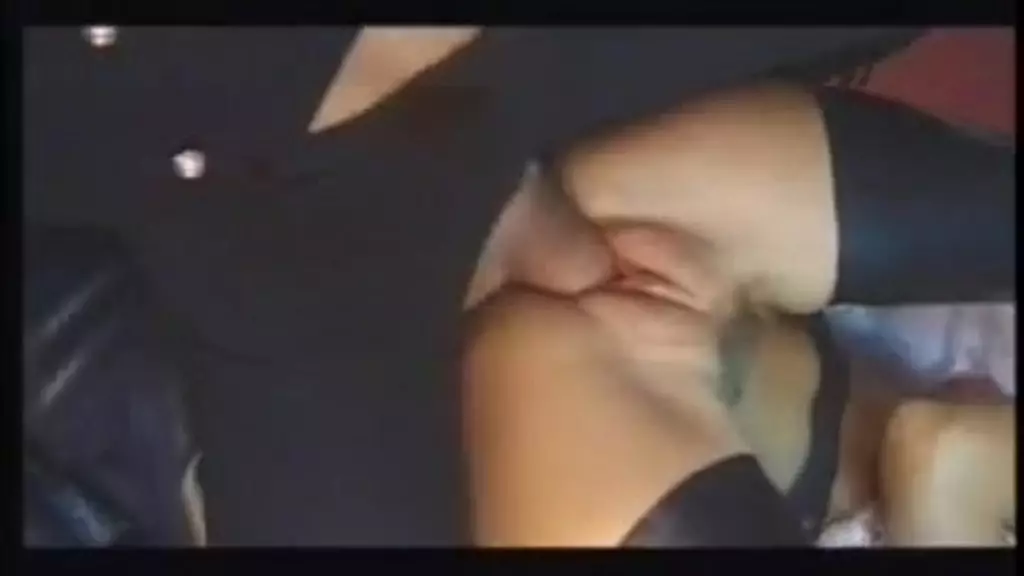 Шантелл и Ингрид Швед пробуют лесбийский секс после минета с ммж втроем