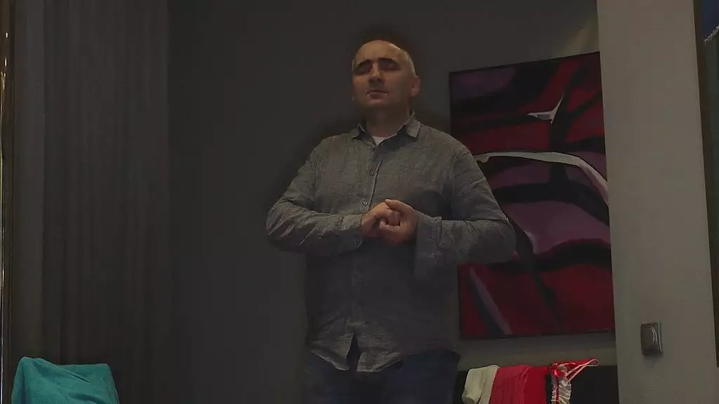 две сестры любят большой член